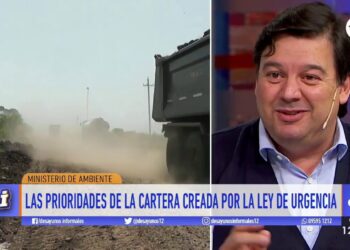 Adrián Peña asumió como ministro de Ambiente: “La primera tarea es coordinar esfuerzos”