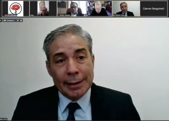 Presidente del CODICEN Dr. Robert Silva