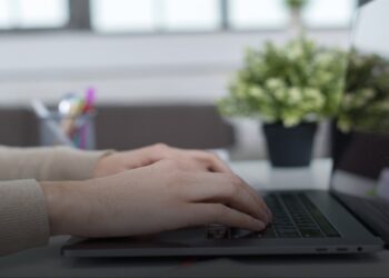 Teletrabajo: ¿en qué consiste el proyecto de ley que pretende regularización su legislación?