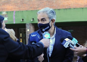Presidente de la ANEP, Robert Silva, en el Complejo Educativo Quinta de Batlle