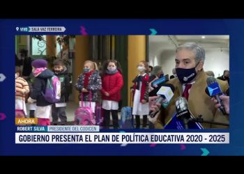Silva sobre polémica por viandas escolares: «Es muy triste» que intenten sacar «mezquino rédito político»; «la alimentación está», agregó