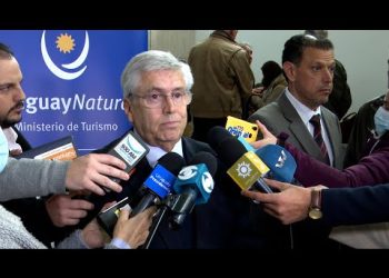 Declaraciones del ministro de Turismo, Tabaré Viera