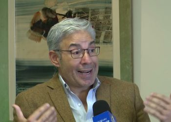 Entrevista al presidente de ANEP, Robert Silva