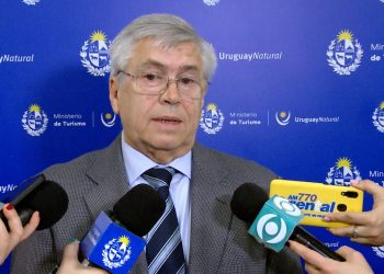 Declaraciones del Ministro de Turismo, Tabaré Viera luego de firmar el acuerdo con el INE