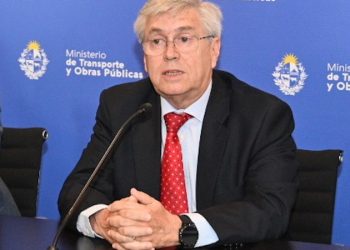 Ministro de Turismo, Tabaré Viera