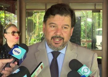 Declaraciones del ministro de Ambiente, Adrián Peña