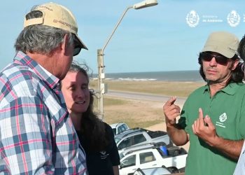 Recorrida Ministros de Ambiente y Ganadería por Laguna Garzón – Gripe Aviar