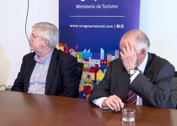 Tabaré Viera: Firma de convenio entre MINTUR y FELCODE