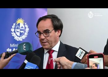 Robert Bouvier en la presentación de Línea de base para monitoreo planta UPM II